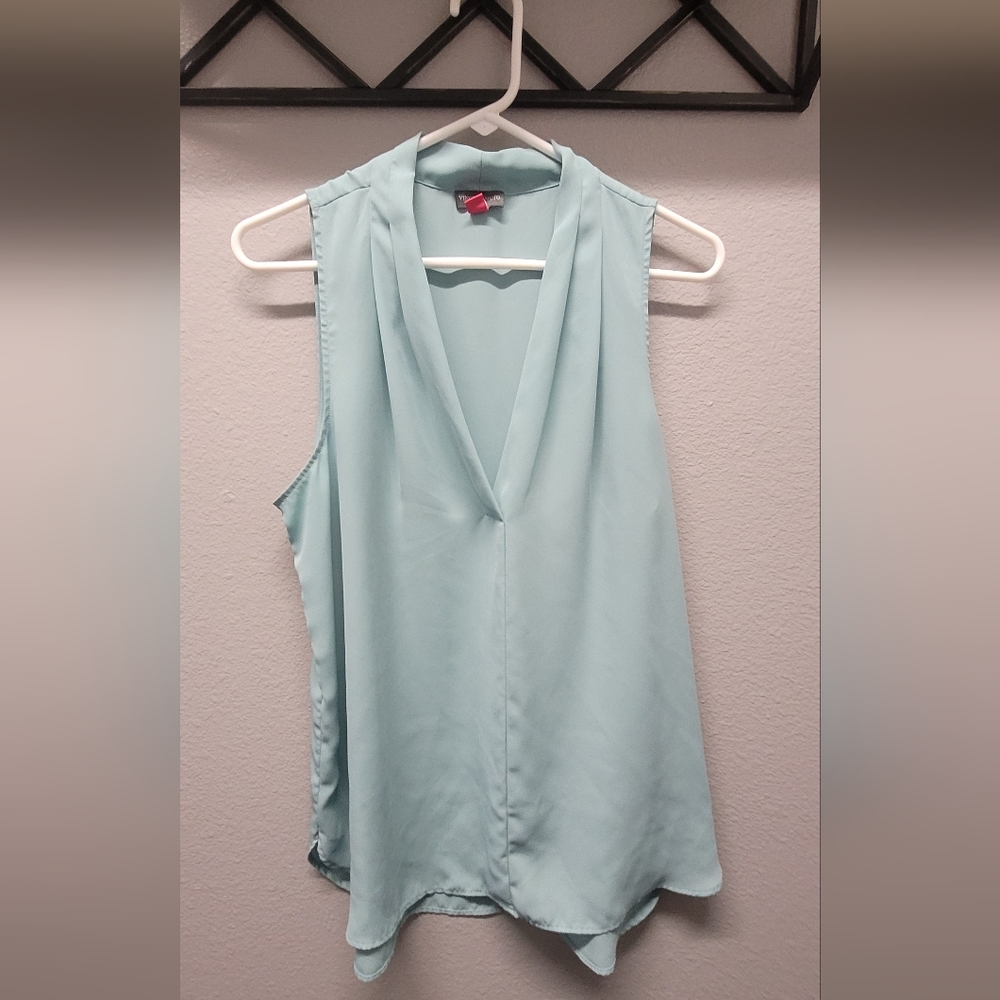 Light teal Vince Camuto top woman's Large